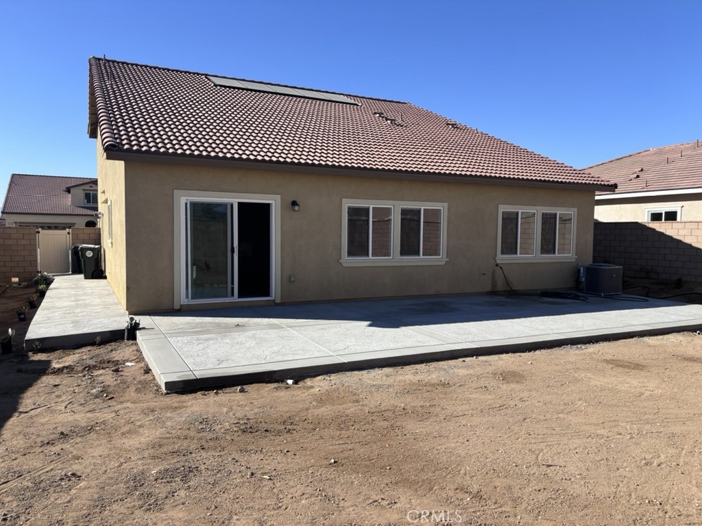 main property photo 18