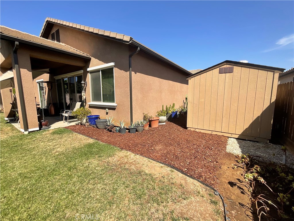 main property photo 18