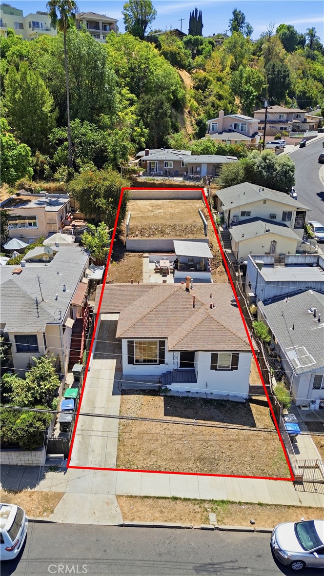 main property photo 23