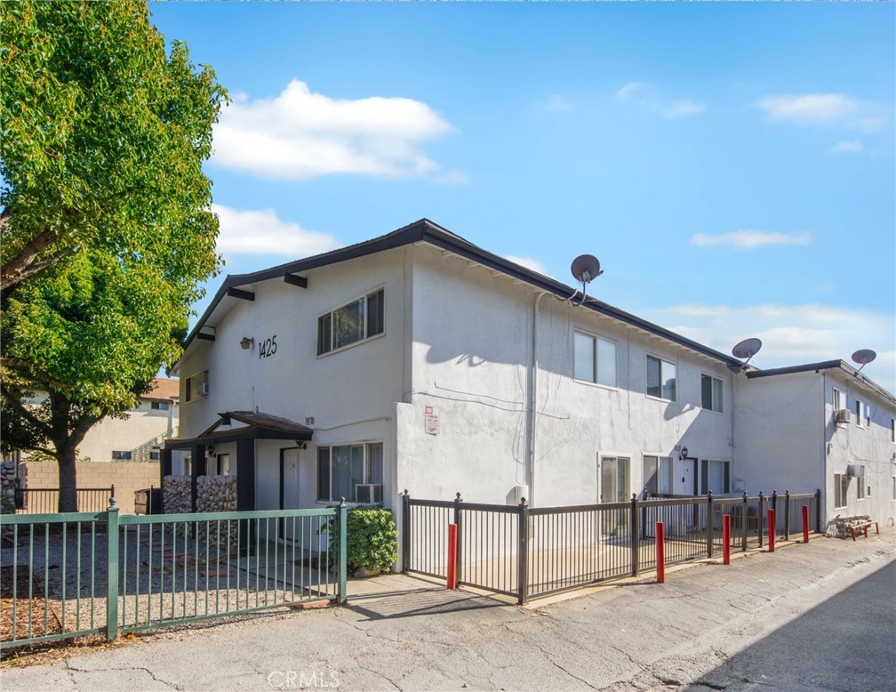 main property photo 7