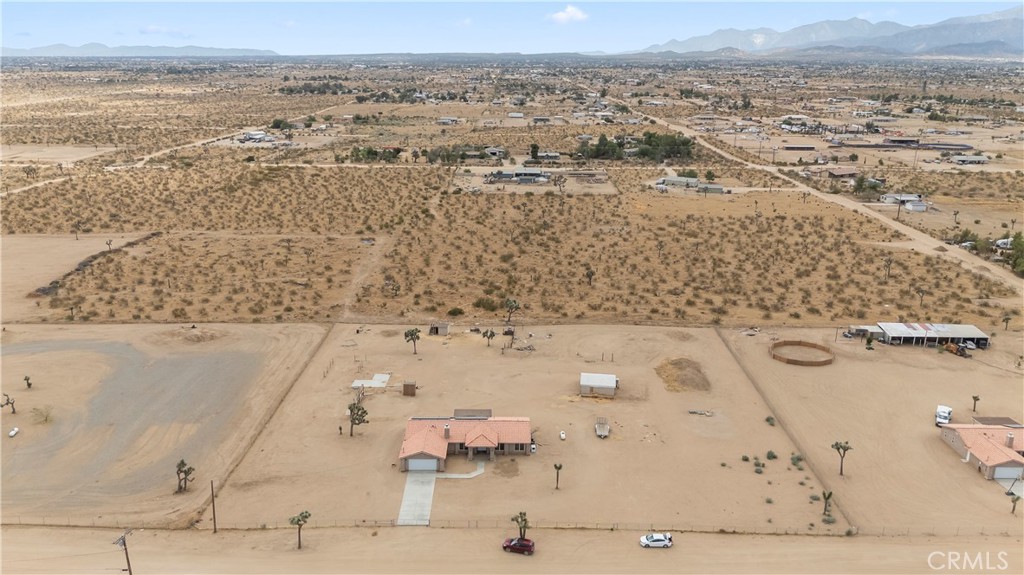 main property photo 40