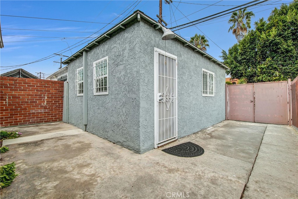 main property photo 33