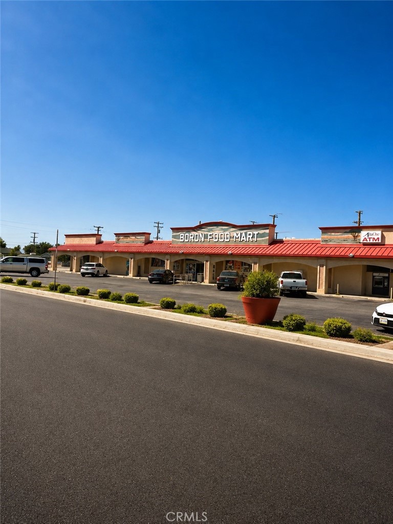 main property photo 10
