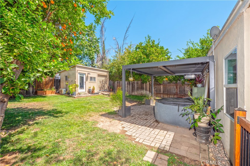 main property photo 43