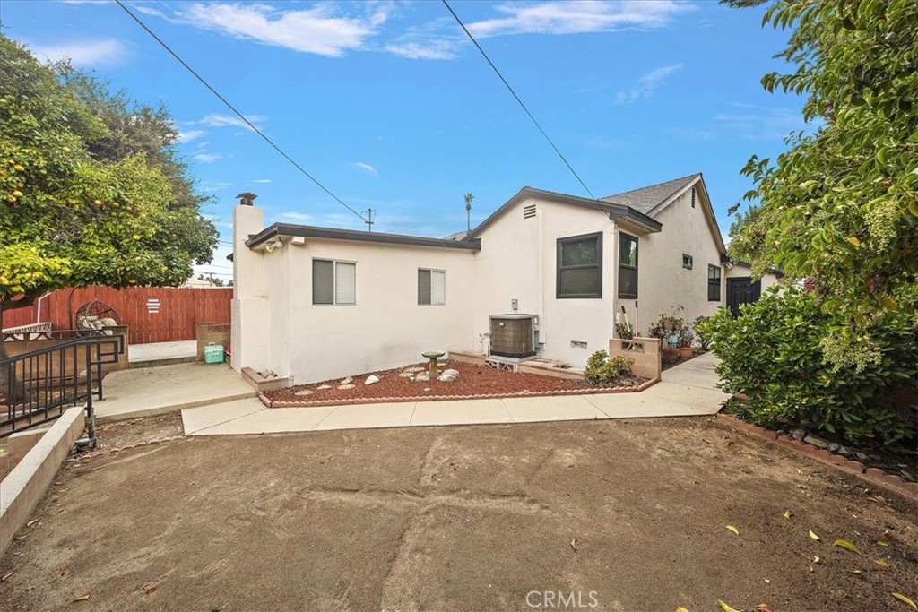 main property photo 23