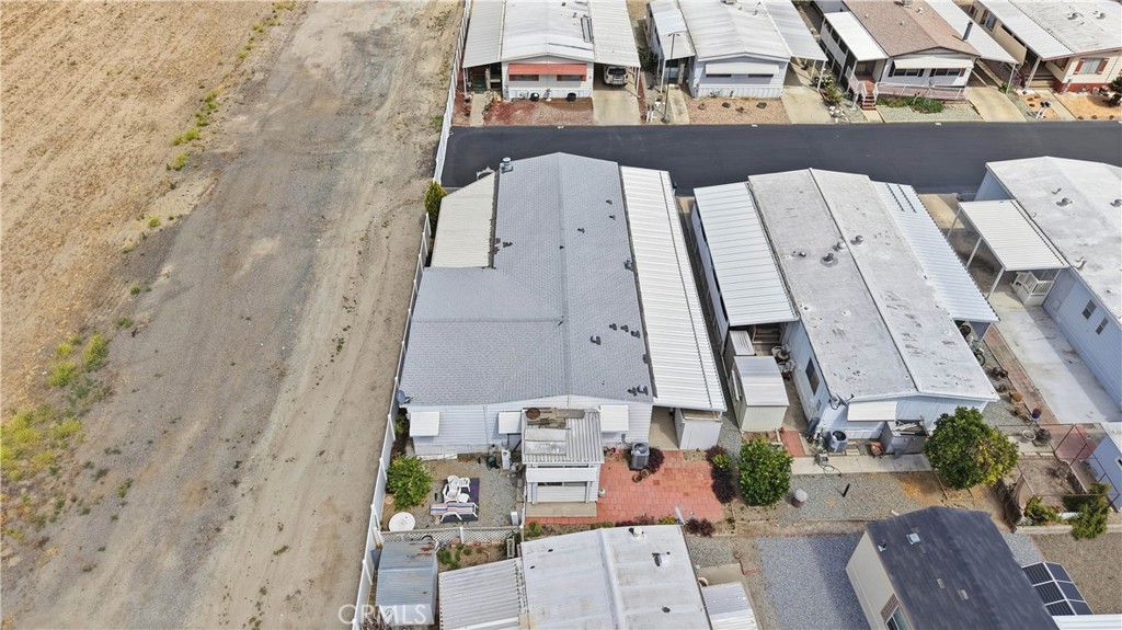 main property photo 41