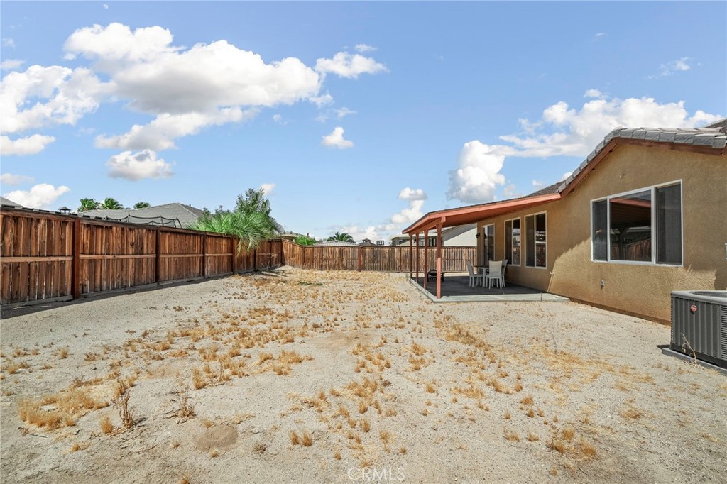 main property photo 30