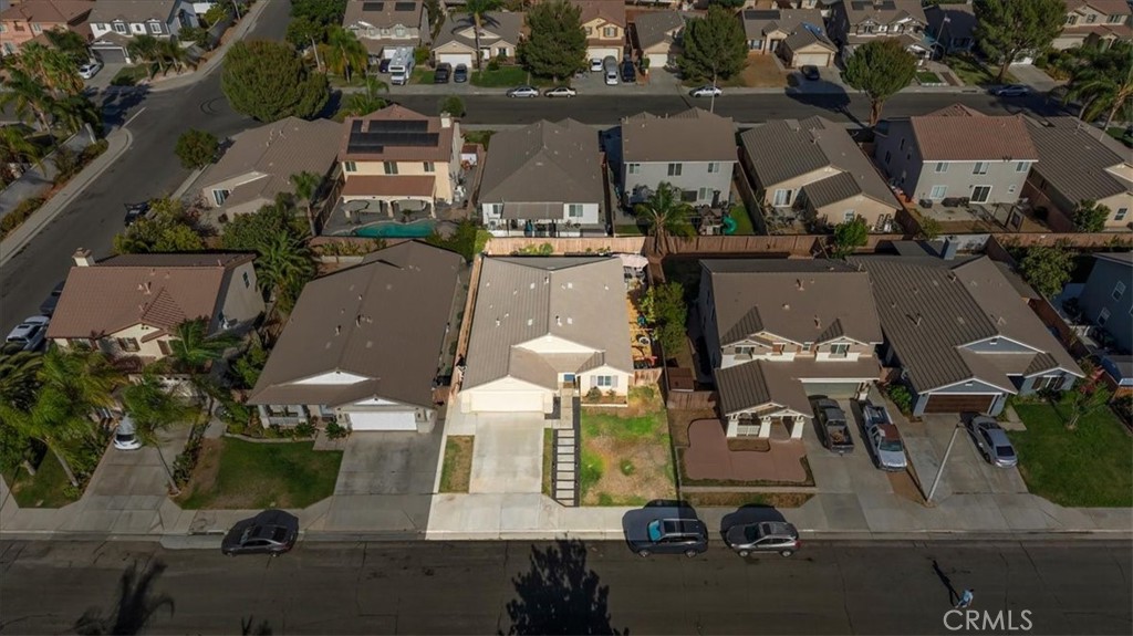 main property photo 45