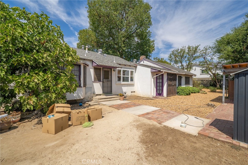 main property photo 30