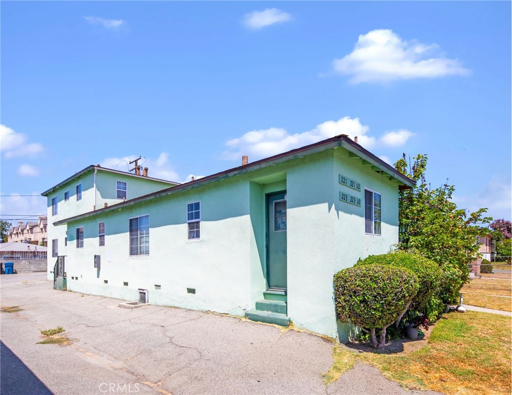main property photo 12