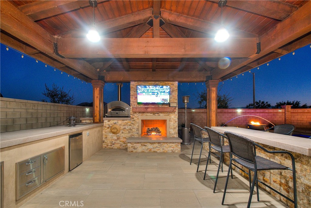 main property photo 50