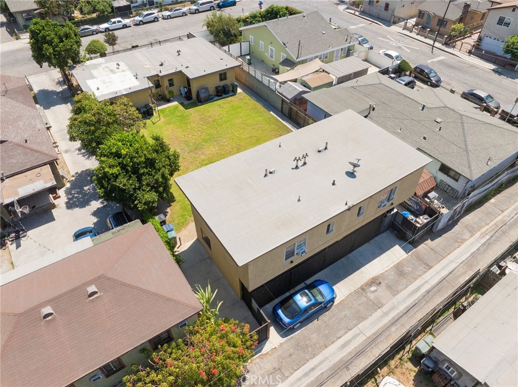 main property photo 27