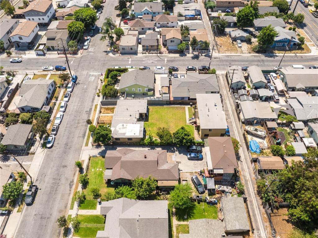 main property photo 44
