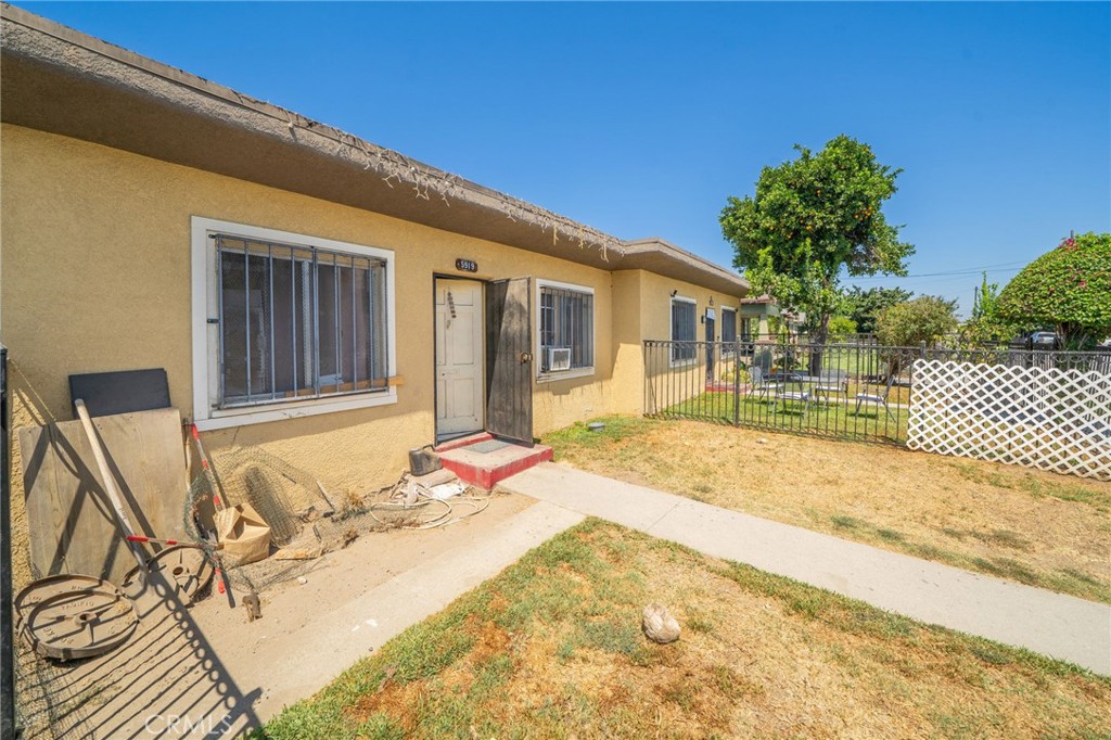 main property photo 8