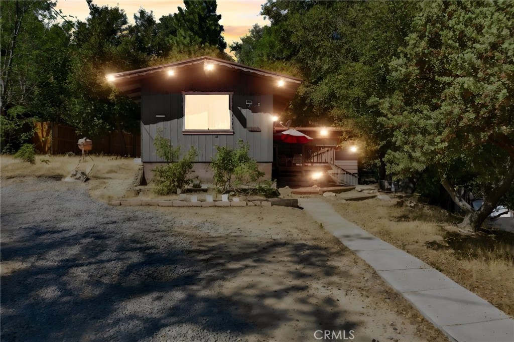 main property photo 29