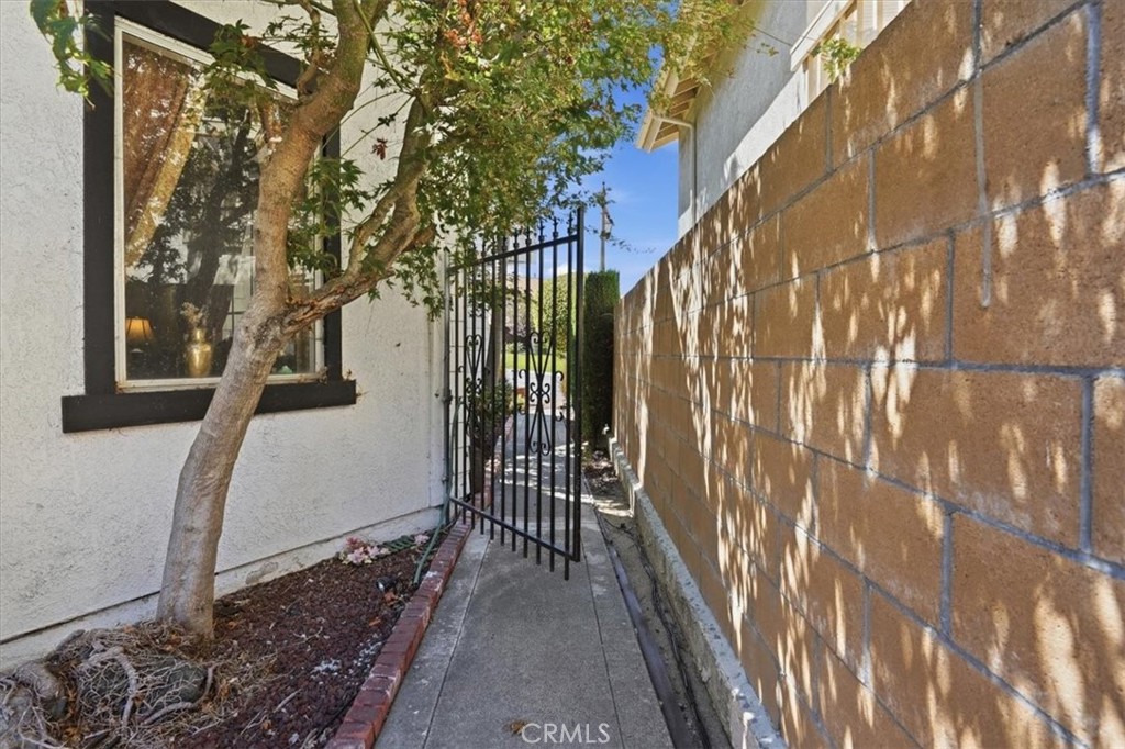 main property photo 50