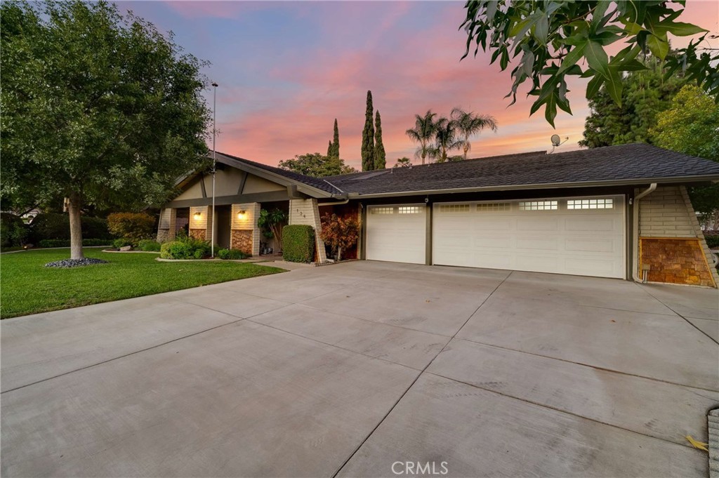 main property photo 52