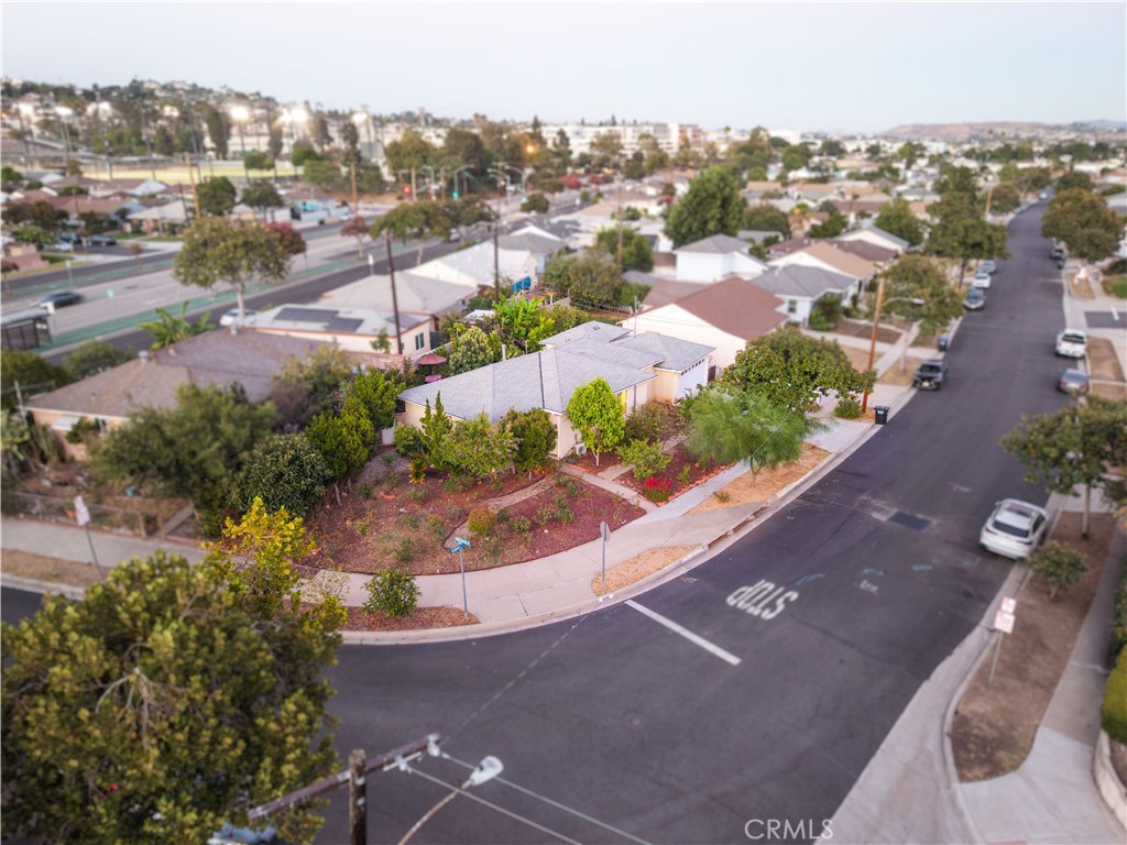 main property photo 40