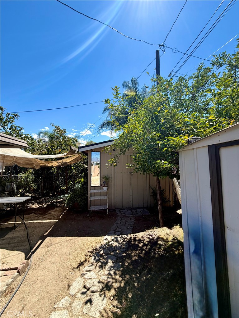 main property photo 24