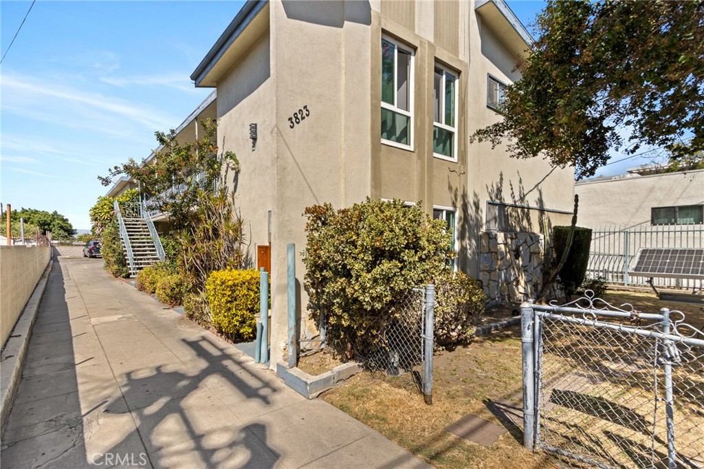 main property photo 34
