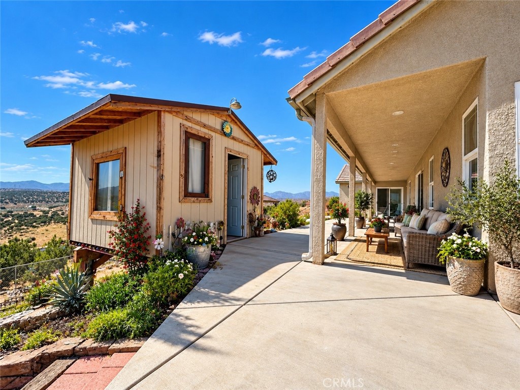main property photo 17