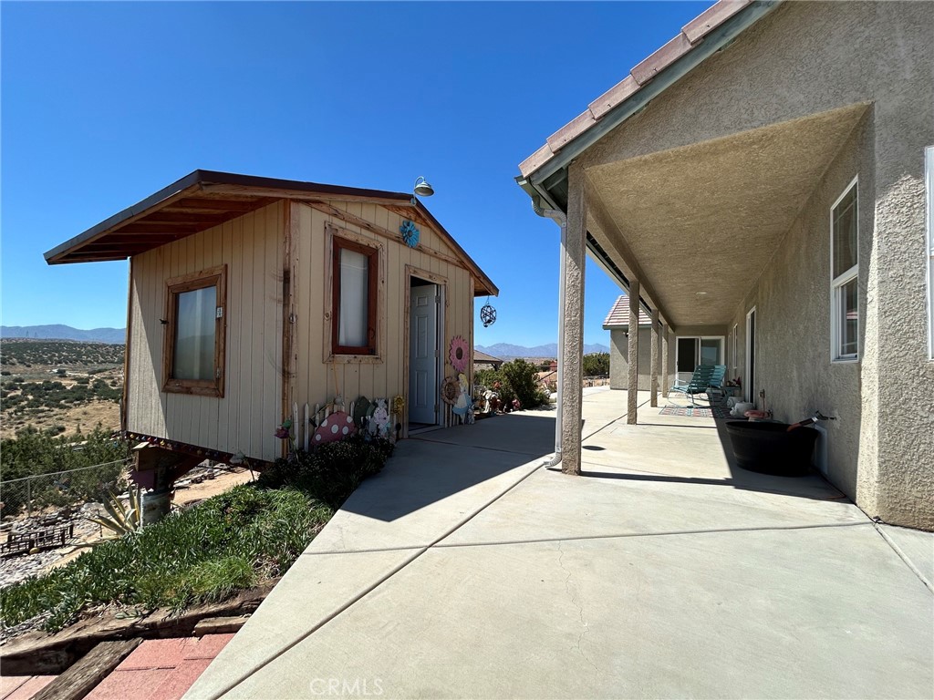main property photo 18