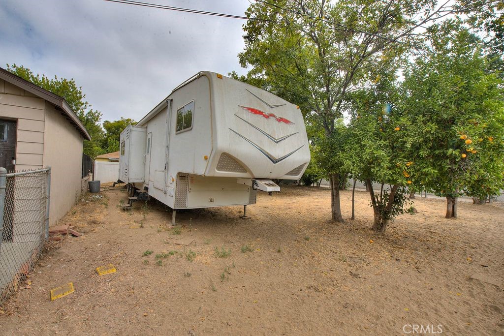 main property photo 47