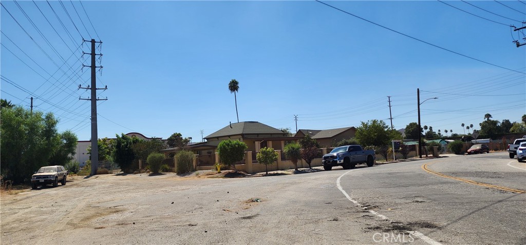 main property photo 44
