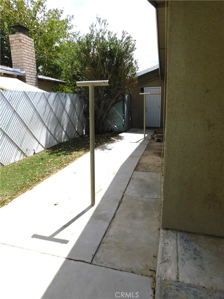 main property photo 41