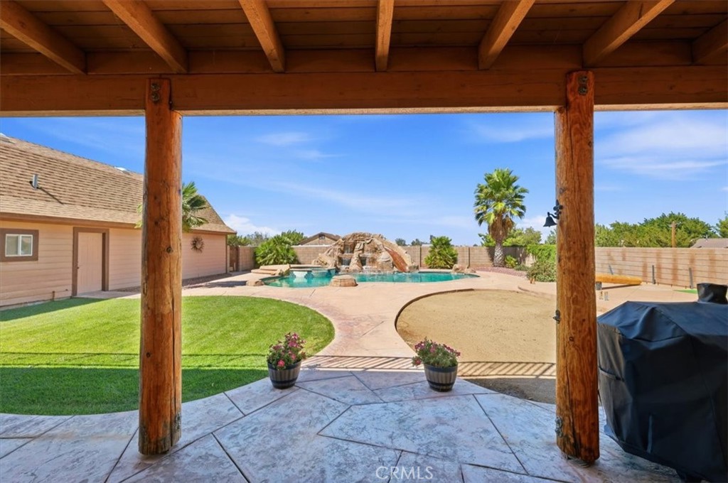 main property photo 50