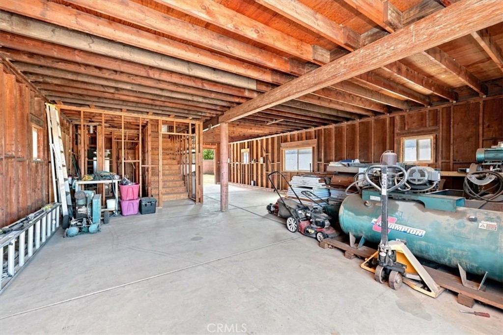 main property photo 67