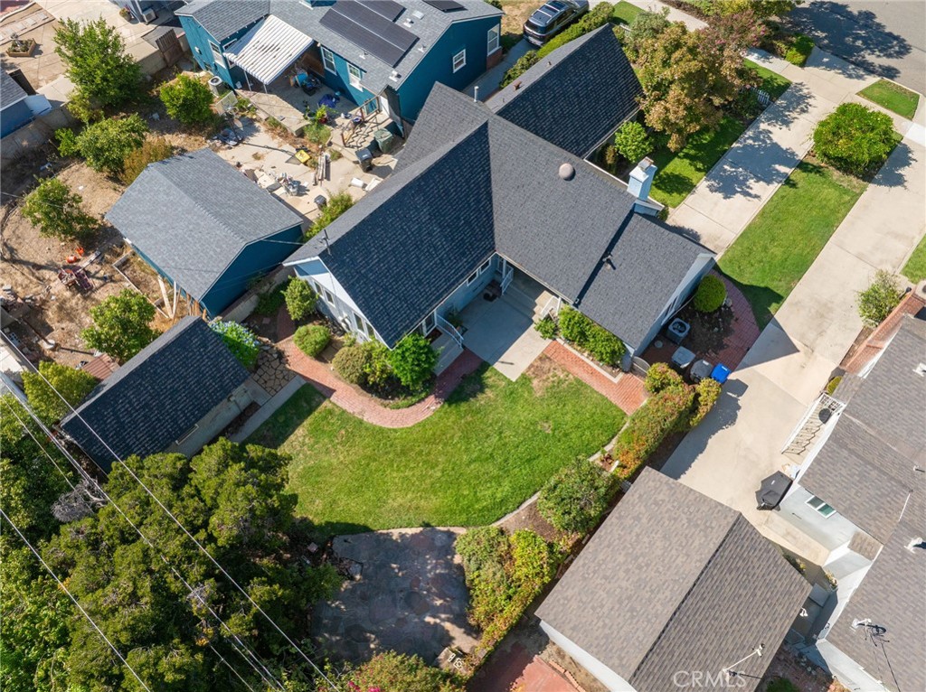 main property photo 44