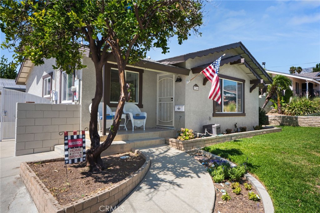 main property photo 4