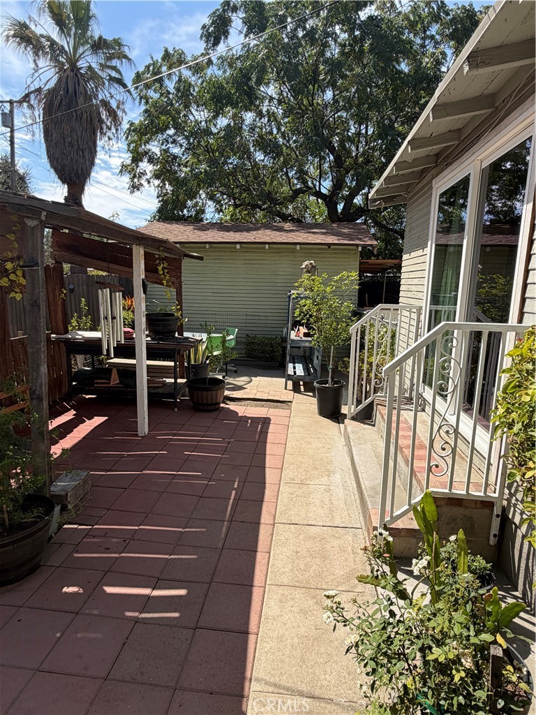 main property photo 42