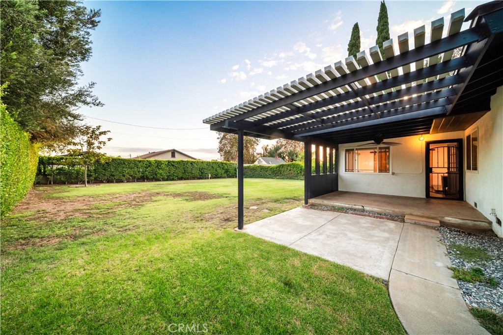 main property photo 31