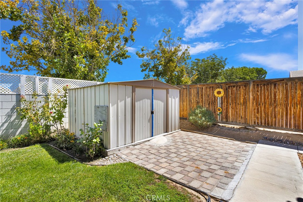 main property photo 41