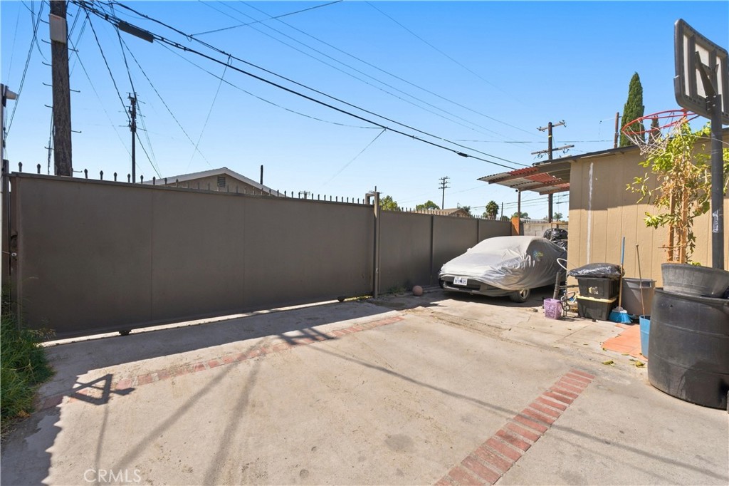 main property photo 42