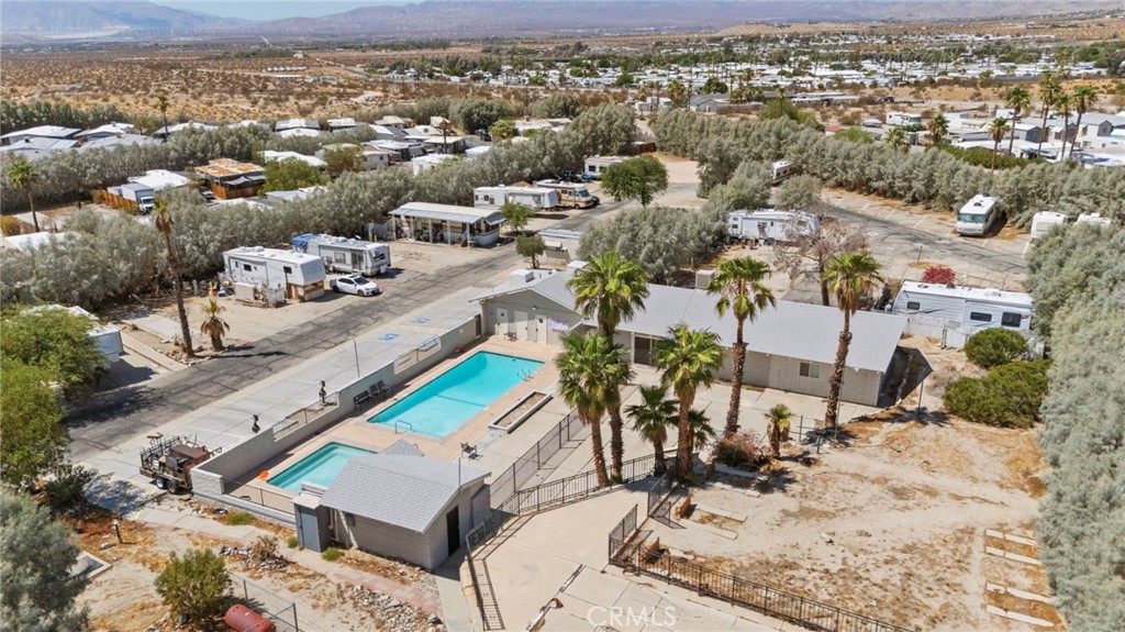 main property photo 30