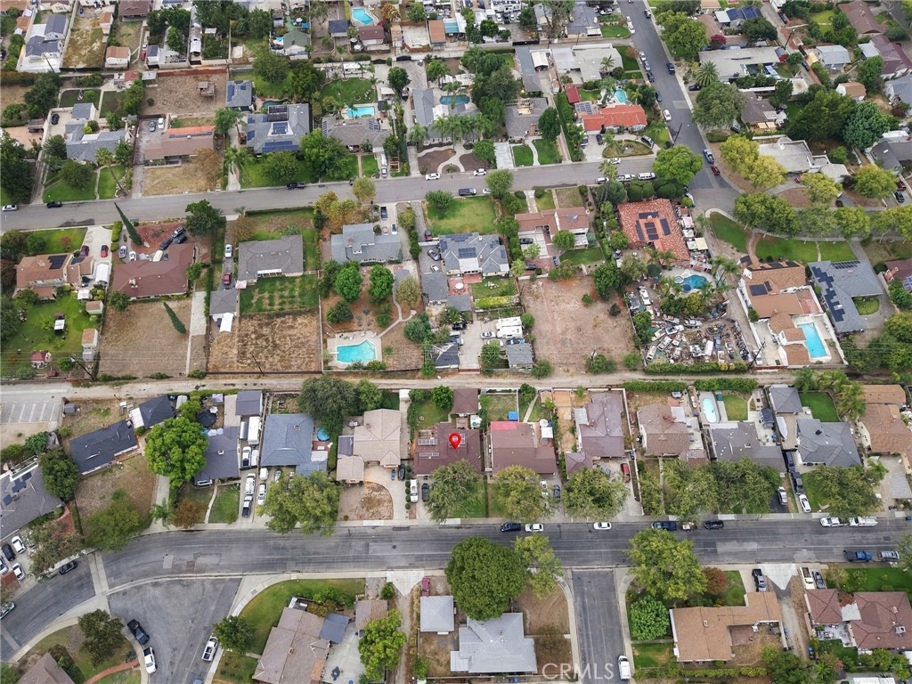 main property photo 35