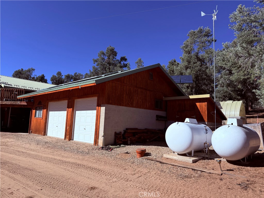 main property photo 40