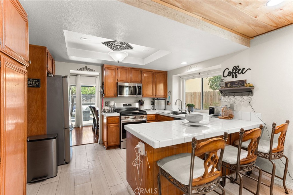 main property photo 12