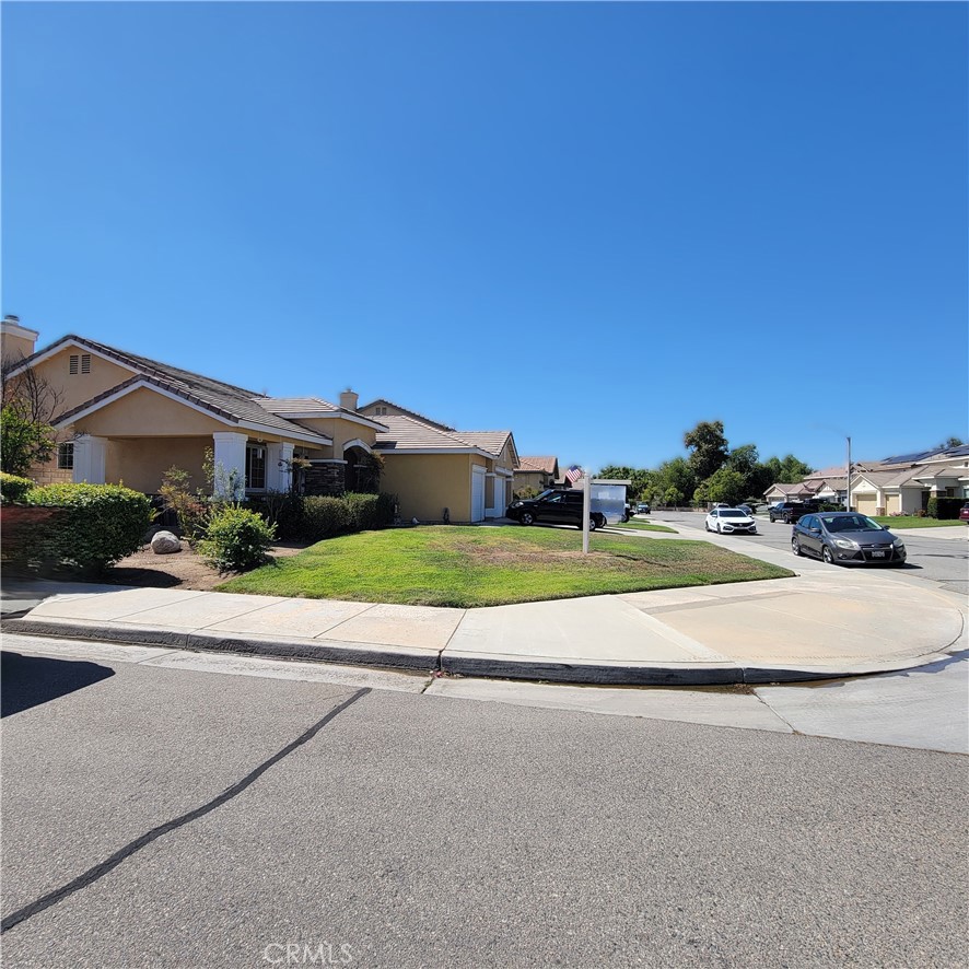 main property photo 29