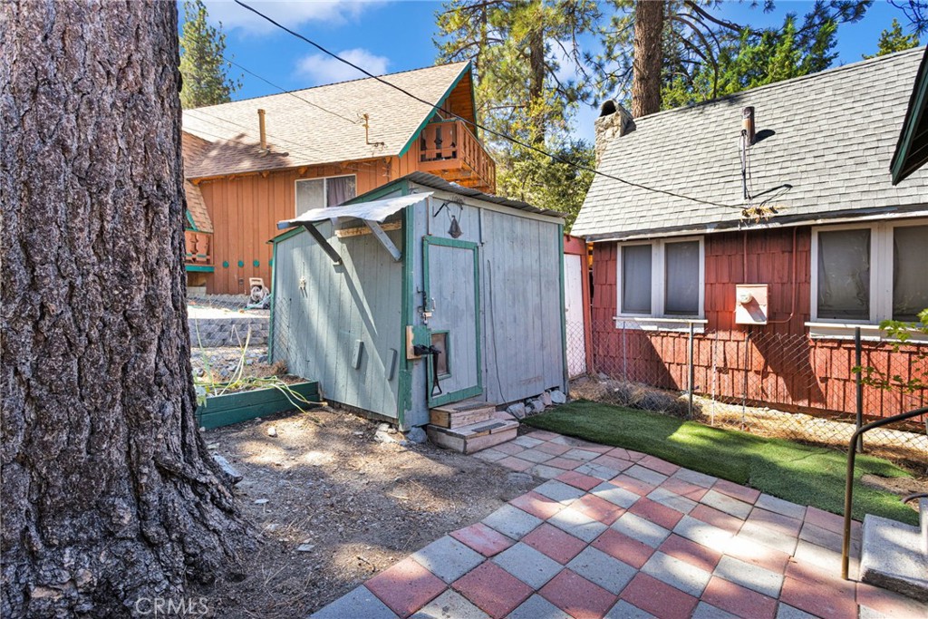 main property photo 29