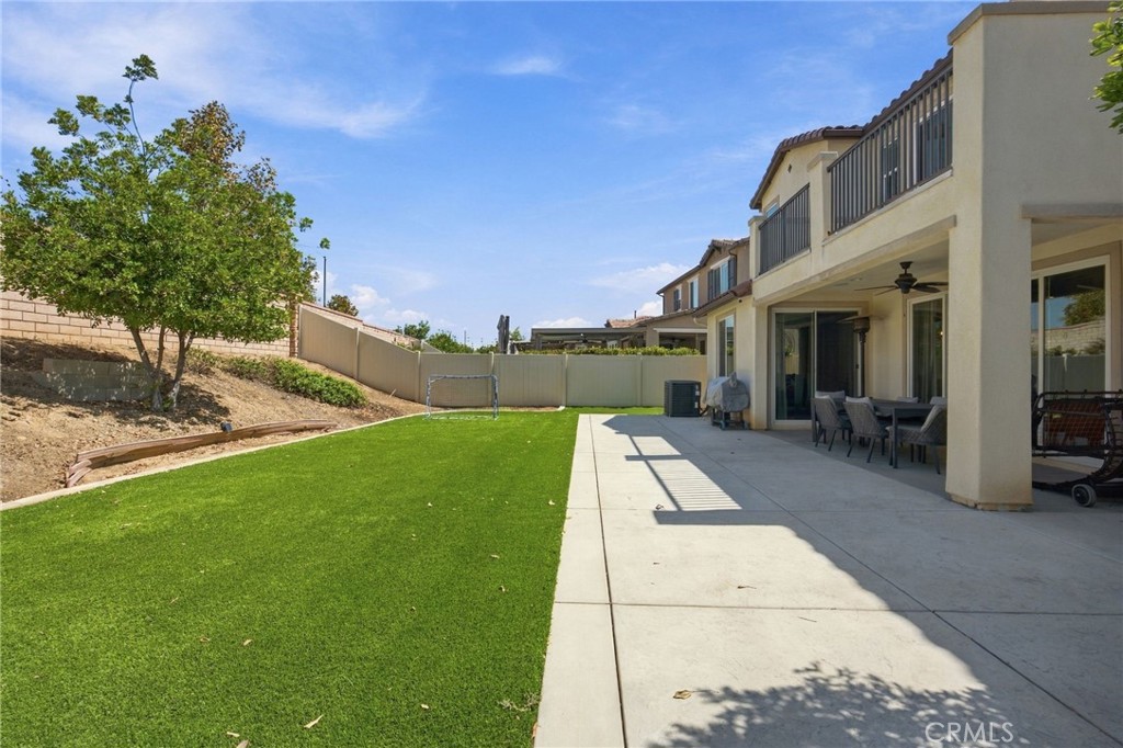 main property photo 45