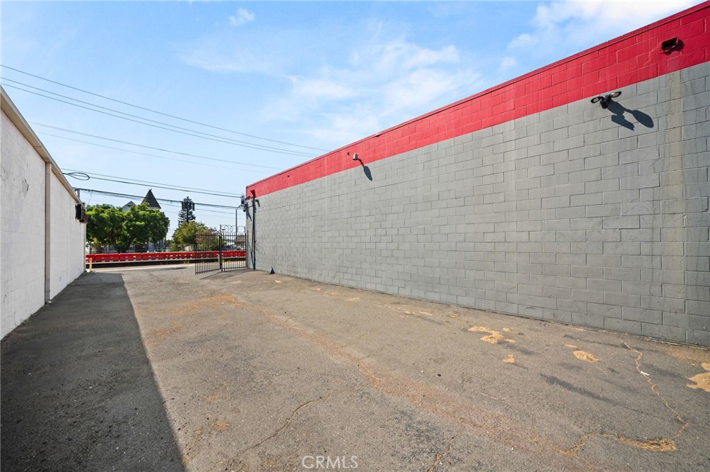 main property photo 21