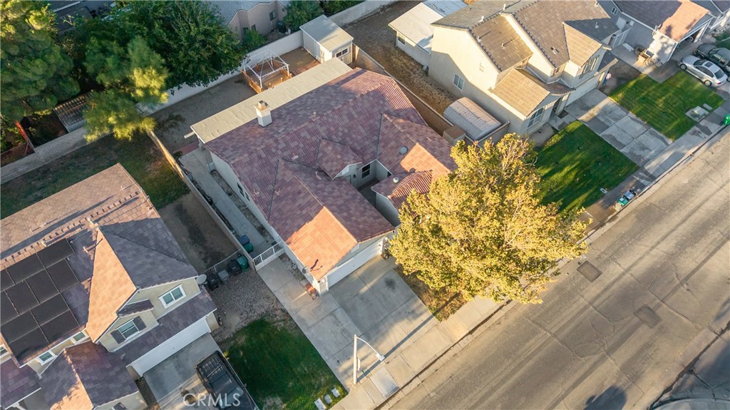 main property photo 41