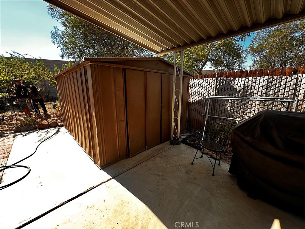 main property photo 5