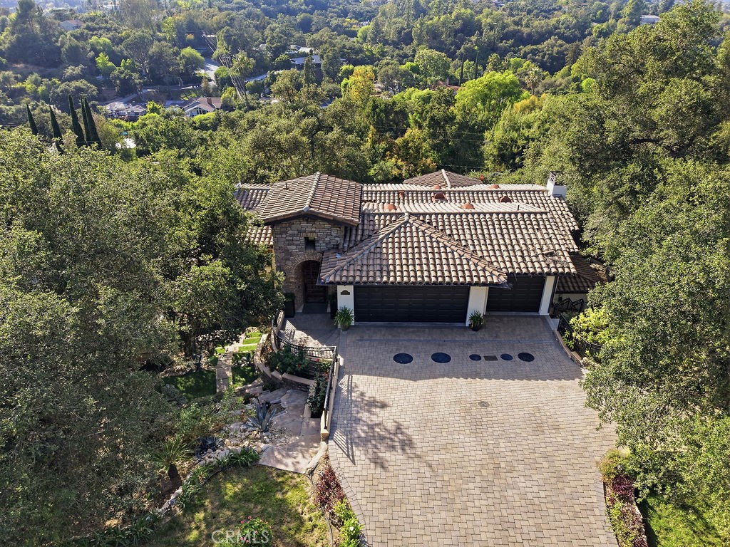 main property photo 59