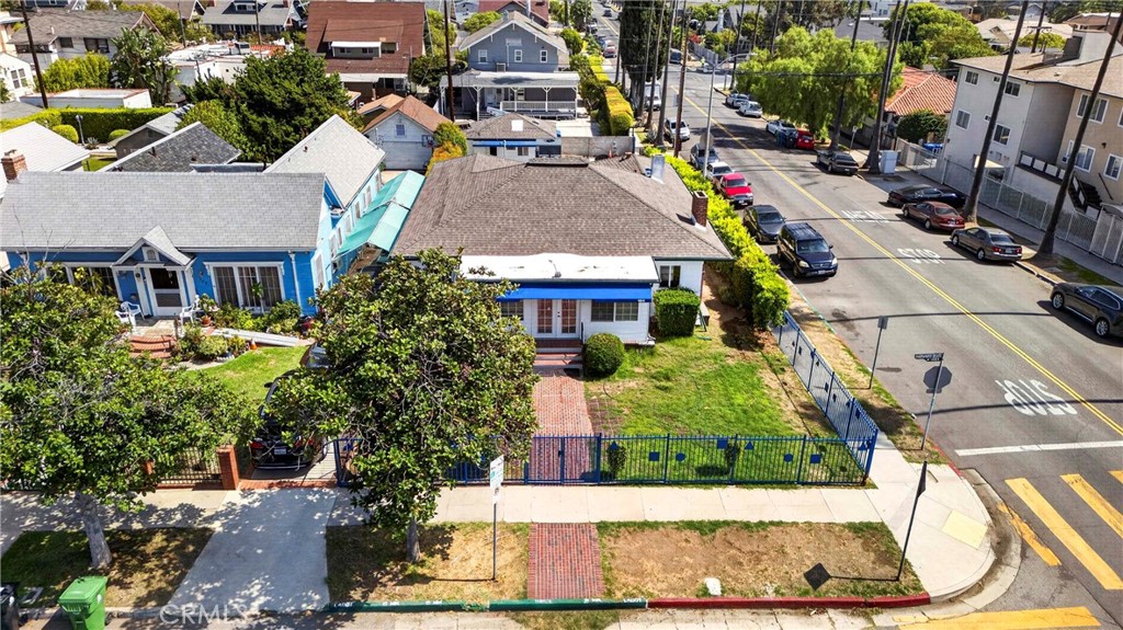 main property photo 45