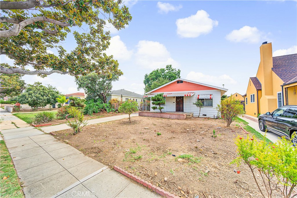 main property photo 12
